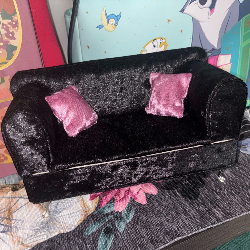 Couch Jewelry Box